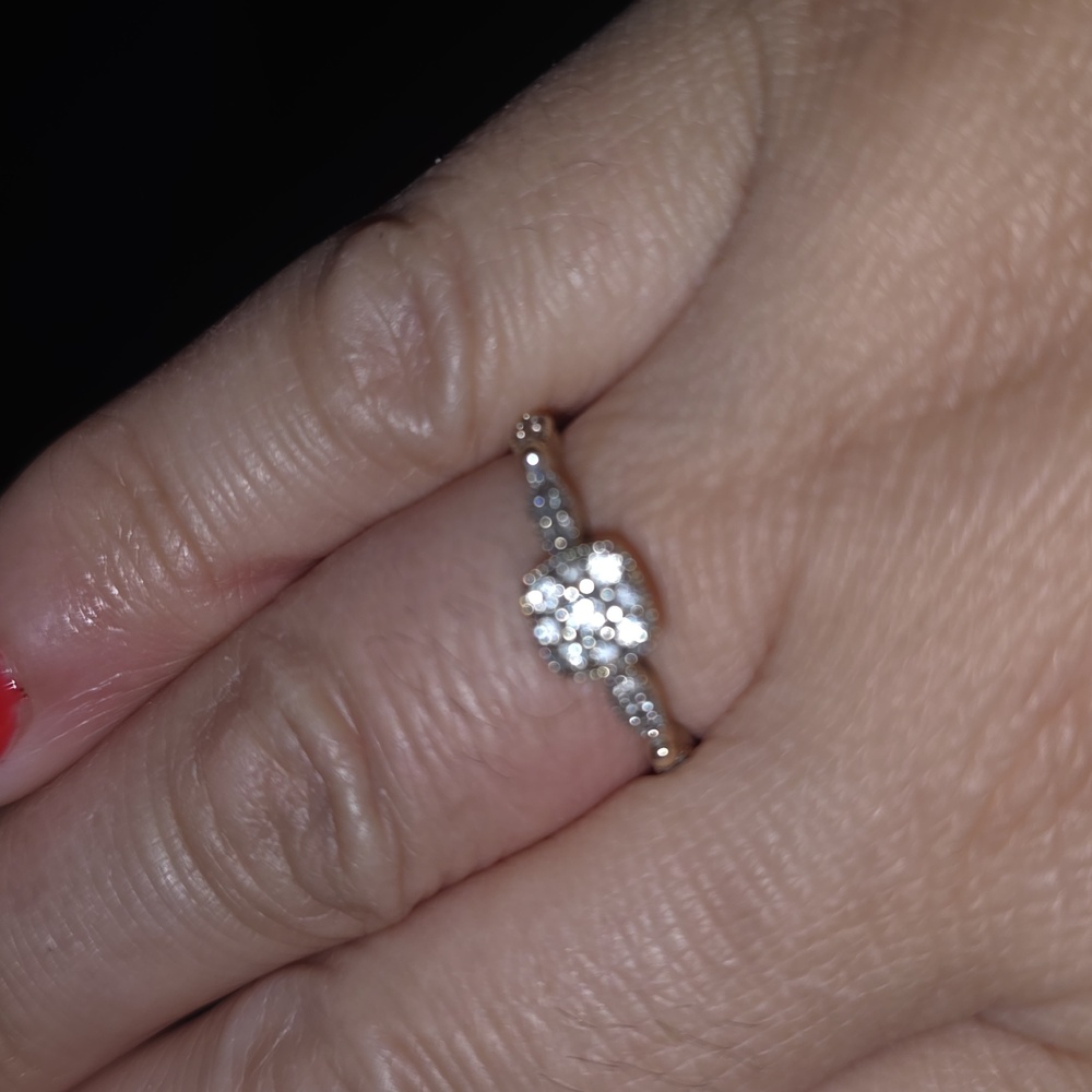 Vintage 10kt  Yellow Gold  Diamond Engagement Ring